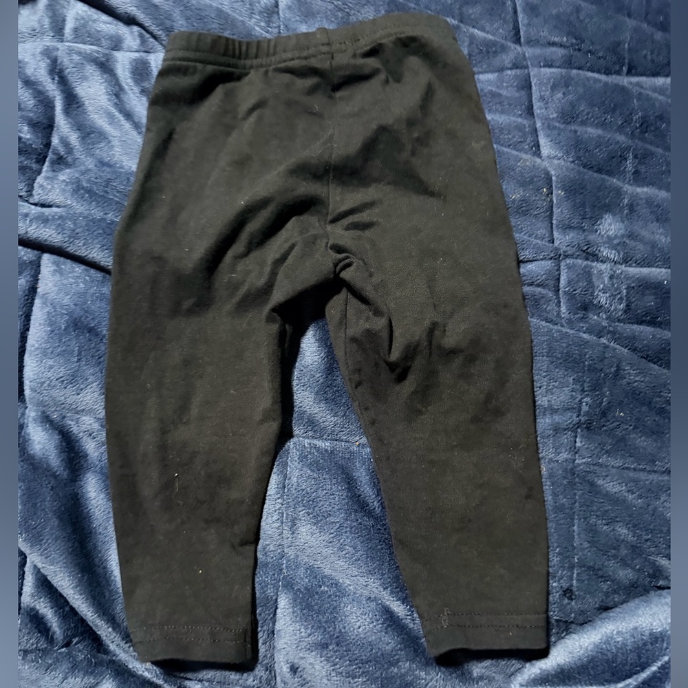 Lot: Carters Black & Grey Pants, Cat& Jack Red Sweater & Fruit tee, Old Navy - Picture 6 of 15